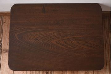 レトロ家具　和製アンティーク　栓材製　レトロで味わい深い小ぶりの角ちゃぶ台