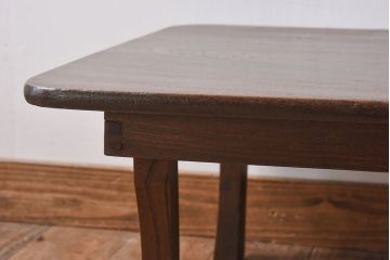 レトロ家具　和製アンティーク　栓材製　レトロで味わい深い小ぶりの角ちゃぶ台