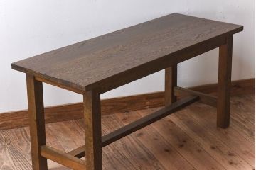 レトロ家具　ナラ材製!アンティーク　レトロな雰囲気の子供用机(デスク)(2)