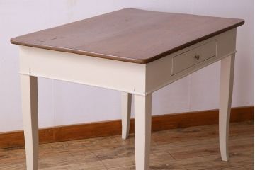 アンティーク家具　フランスアンティーク　引き出し付き!小ぶりなペイントダイニングテーブル(デスク)