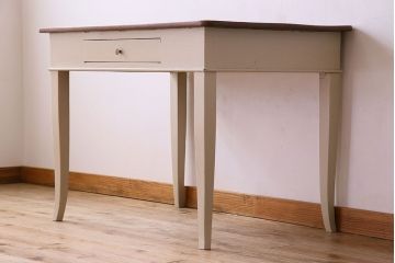 アンティーク家具　フランスアンティーク　引き出し付き!小ぶりなペイントダイニングテーブル(デスク)