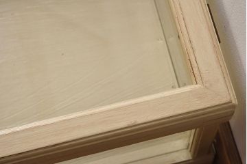 アンティーク雑貨　アンティークペイント　小さな卓上ガラスケース(コレクションケース)(1)