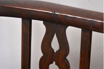 アンティーク家具　イギリスアンティーク　高級品　上質なアームチェア