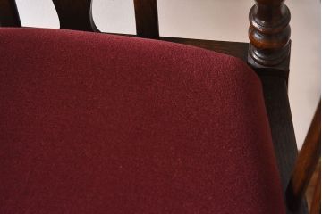 アンティーク家具　イギリスアンティーク　高級品　上質なアームチェア