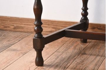 アンティーク家具　イギリスアンティーク　高級品　上質なアームチェア