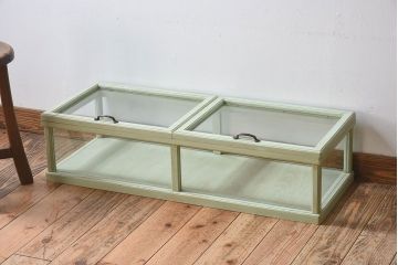アンティーク家具　アンティークペイント　小さな卓上ガラスケース(コレクションケース)(2)