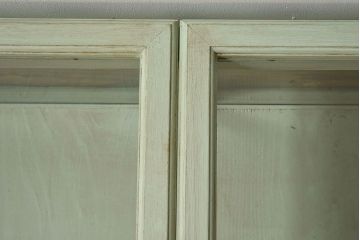 アンティーク家具　アンティークペイント　小さな卓上ガラスケース(コレクションケース)(2)