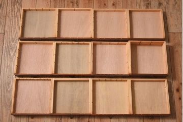 アンティーク家具　ネームプレート付き!イギリスアンティーク　レトロなドロワー(引き出し、チェスト)