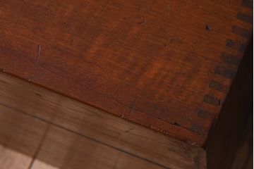 アンティーク家具　ネームプレート付き!イギリスアンティーク　レトロなドロワー(引き出し、チェスト)