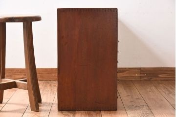 アンティーク家具　ネームプレート付き!イギリスアンティーク　レトロなドロワー(引き出し、チェスト)