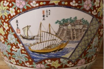 アンティーク雑貨　古民具・骨董　十錦手草花紋と窓絵が華やかな瀬戸火鉢