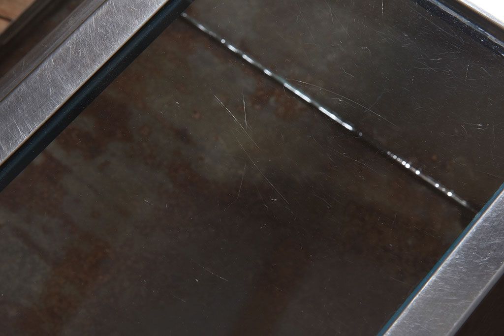 レトロ家具　和製アンティーク　レトロな味わい　シャビーな魅力の駄菓子屋さんブリキガラスケース