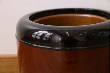 アンティーク雑貨　木製!和製アンティーク　なめらかな光沢が美しい丸火鉢