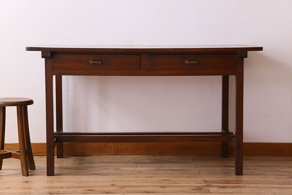 アンティーク家具　両面引き出し付き　アンティーク　古い木製のシンプルな作業台(平机・テーブル)