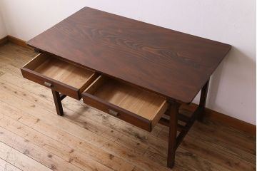 アンティーク家具　両面引き出し付き　アンティーク　古い木製のシンプルな作業台(平机・テーブル)