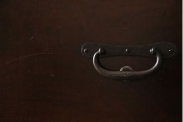 アンティーク家具　明治大正期　古民具・骨董　玉杢!前面欅材の上品な重ね箪笥