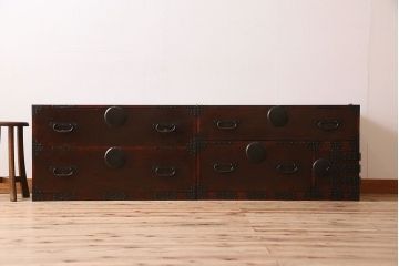 アンティーク家具　明治大正期　古民具・骨董　玉杢!前面欅材の上品な重ね箪笥