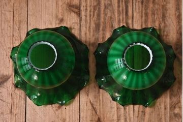 中古　色ガラスが美しいエレガントなスタンドライト