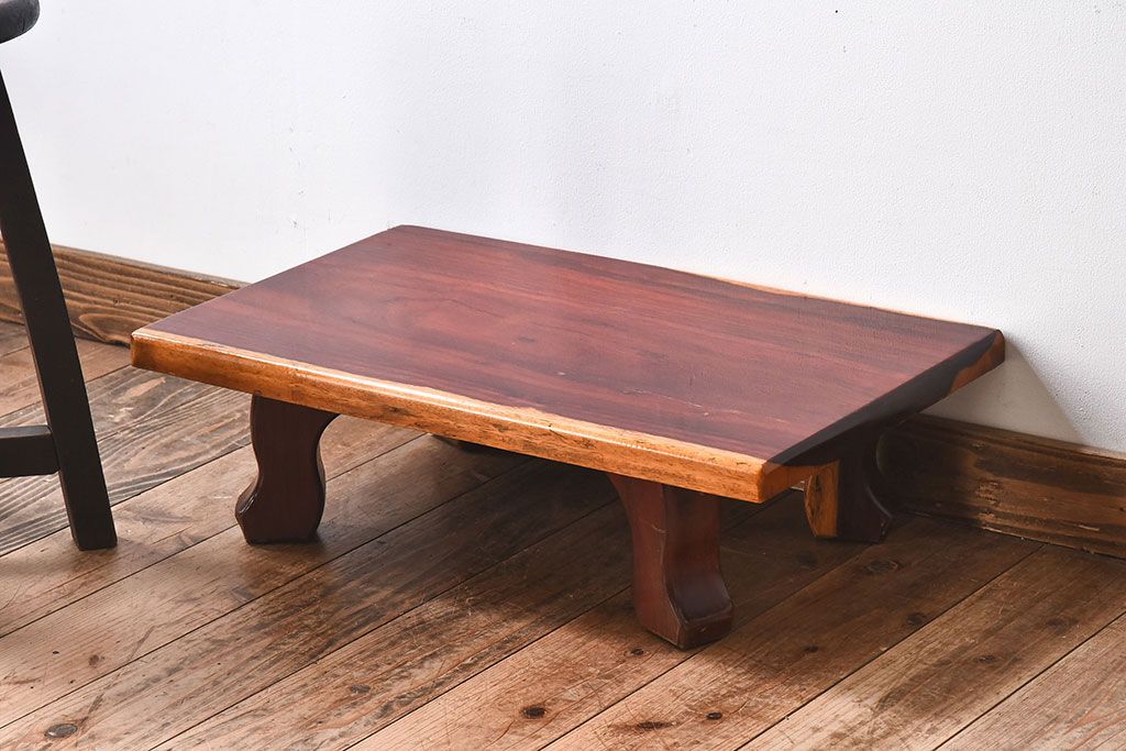 アンティーク雑貨　民芸家具　一枚板!木味のぬくもりがある花梨材の小さな花台(カリン材)