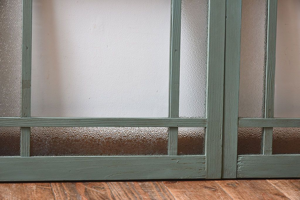 レトロなデザイン　ダイヤガラス入り!お洒落で味わいあるペイントガラス戸4枚セット(窓)