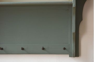 レトロ家具　フランスアンティーク　レトロな色合いのお洒落なウォールラック(壁掛け飾り棚)