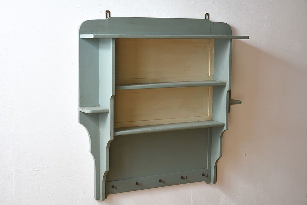 レトロ家具 フランスアンティーク レトロな色合いのお洒落なウォールラック(壁掛け飾り棚)