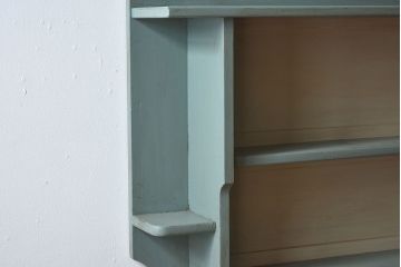 レトロ家具 フランスアンティーク レトロな色合いのお洒落なウォールラック(壁掛け飾り棚)