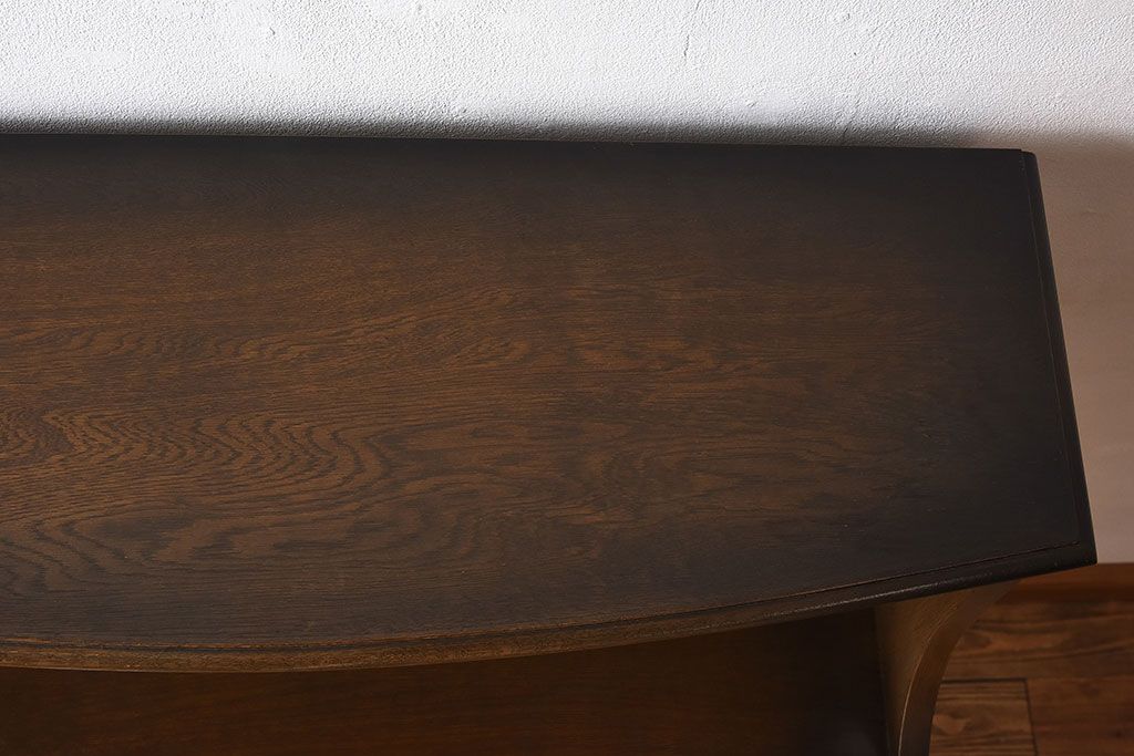 ビンテージ　神戸家具　ナラ材製　こっくりとしたフォルムが上品なサイドテーブル(作業台)