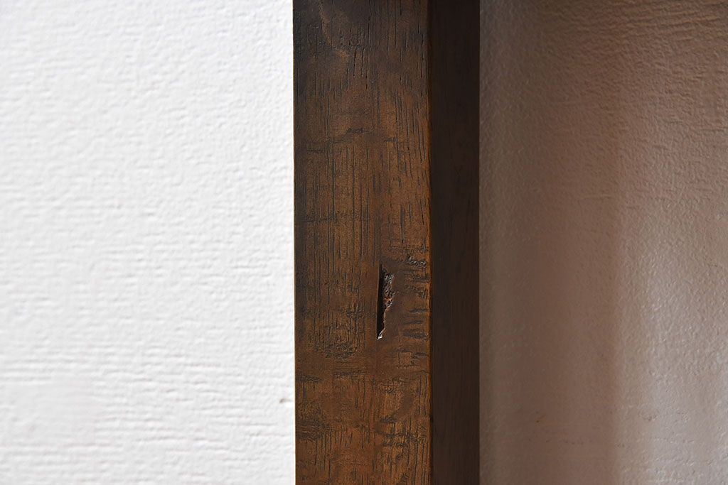 ビンテージ　神戸家具　ナラ材製　こっくりとしたフォルムが上品なサイドテーブル(作業台)