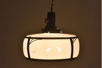 和製アンティーク　和モダン　透かし絵柄が美しいガラスシェード照明(天井照明)