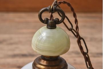 ビンテージ　ノスタルジックな雰囲気のガラスシェード照明(天井照明)