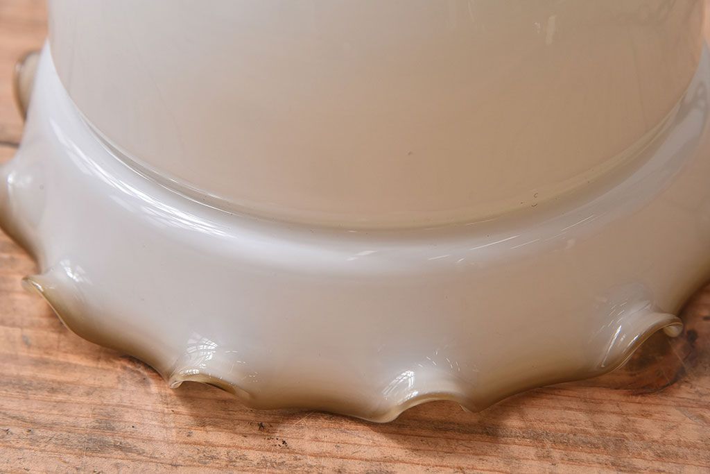 ビンテージ　ノスタルジックな雰囲気のガラスシェード照明(天井照明)