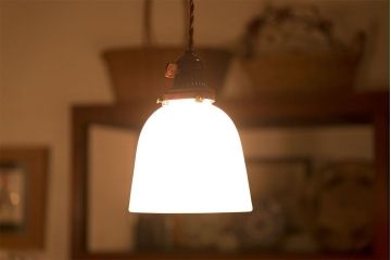 和製アンティーク　大正昭和期のレトロなガラスシェード照明(天井照明)