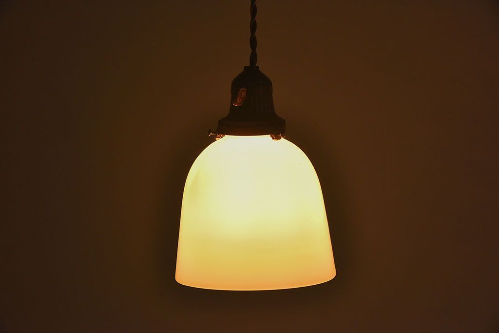 和製アンティーク　大正昭和期のレトロなガラスシェード照明(天井照明)