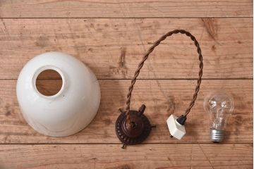 和製アンティーク　大正昭和期のレトロなガラスシェード照明(天井照明)