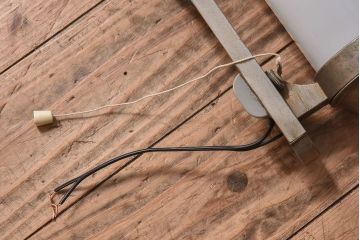 和製アンティーク　レアデザイン　昭和レトロ　シャビーな壁付け照明(シェード)