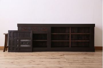 アンティーク家具　古民具・骨董　上品な佇まいの六尺水屋箪笥サイドボード(収納棚・食器棚)