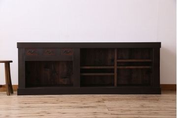 アンティーク家具　古民具・骨董　上品な佇まいの六尺水屋箪笥サイドボード(収納棚・食器棚)