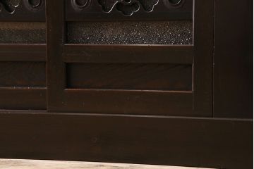 アンティーク家具　古民具・骨董　上品な佇まいの六尺水屋箪笥サイドボード(収納棚・食器棚)