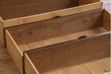 アンティーク家具　和製アンティーク　三方栗材　上品な重ね箪笥(衣装箪笥)