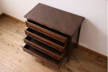 ヴィンテージ家具　オーク材製　パーケット天板!フランスビンテージのチェスト(引き出し)