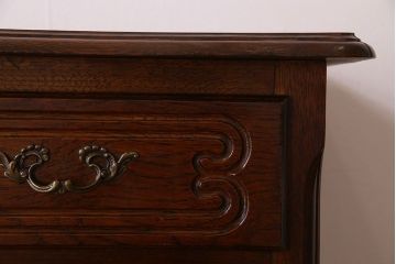 ヴィンテージ家具　オーク材製　パーケット天板!フランスビンテージのチェスト(引き出し)