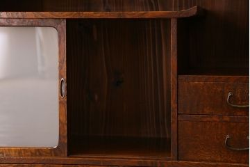 レトロ家具　前面タモ材　すりガラス引き戸のレトロなアンティーク茶箪笥