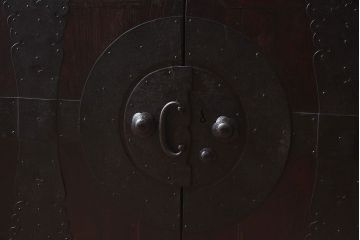 アンティーク家具　明治期　古民具・骨董　観音開き　時代箪笥ローボード(観音箪笥)