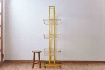 ヴィンテージ家具　ビンテージ　キャスター付き!昭和レトロなアイアンワゴン(2)