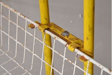 ヴィンテージ家具　ビンテージ　キャスター付き!昭和レトロなアイアンワゴン(2)