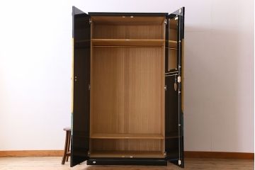 中古　尾形光琳　燕子花図(左隻)　上品な衣装箪笥(ワードローブ)(1)