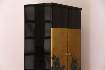 中古　尾形光琳　燕子花図(左隻)　上品な衣装箪笥(ワードローブ)(2)