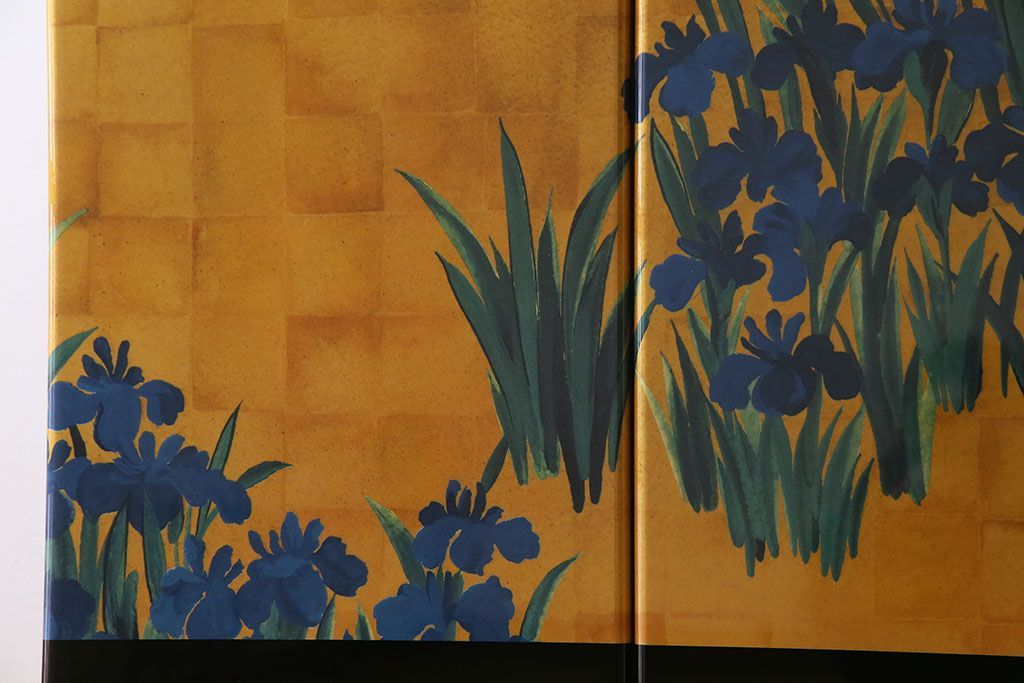 中古　尾形光琳　燕子花図(左隻)　上品な衣装箪笥(ワードローブ)(3)