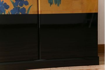 中古　尾形光琳　燕子花図(左隻)　上品な衣装箪笥(ワードローブ)(3)